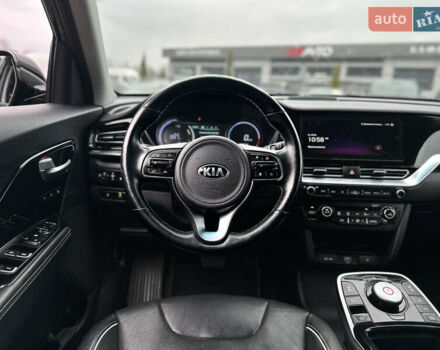 Черный Киа Niro, объемом двигателя 0 л и пробегом 158 тыс. км за 17800 $, фото 10 на Automoto.ua