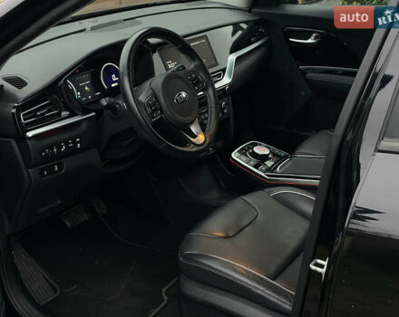 Черный Киа Niro, объемом двигателя 0 л и пробегом 111 тыс. км за 19300 $, фото 21 на Automoto.ua