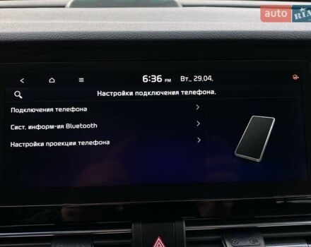 Чорний Кіа Niro, об'ємом двигуна 0 л та пробігом 96 тис. км за 20600 $, фото 60 на Automoto.ua