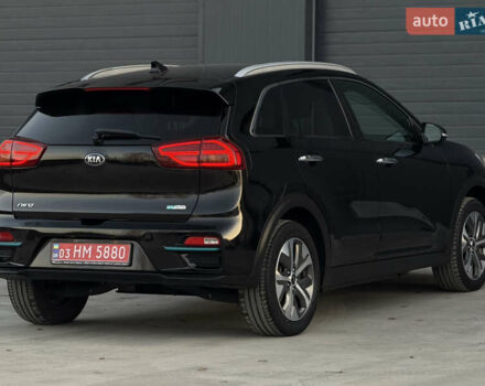 Черный Киа Niro, объемом двигателя 0 л и пробегом 142 тыс. км за 18900 $, фото 9 на Automoto.ua