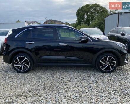 Черный Киа Niro, объемом двигателя 0 л и пробегом 83 тыс. км за 23200 $, фото 19 на Automoto.ua