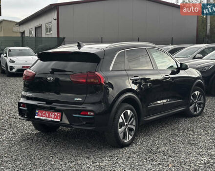 Черный Киа Niro, объемом двигателя 0 л и пробегом 45 тыс. км за 23300 $, фото 1 на Automoto.ua