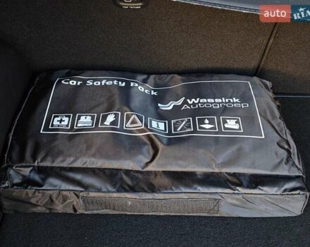 Чорний Кіа Niro, об'ємом двигуна 0 л та пробігом 115 тис. км за 20700 $, фото 52 на Automoto.ua