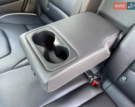 Черный Киа Niro, объемом двигателя 0 л и пробегом 98 тыс. км за 20999 $, фото 25 на Automoto.ua