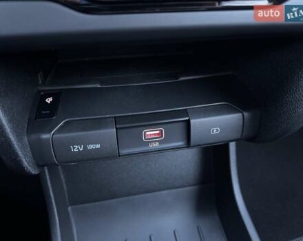 Черный Киа Niro, объемом двигателя 0 л и пробегом 98 тыс. км за 20999 $, фото 42 на Automoto.ua