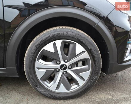 Чорний Кіа Niro, об'ємом двигуна 0 л та пробігом 169 тис. км за 18450 $, фото 80 на Automoto.ua