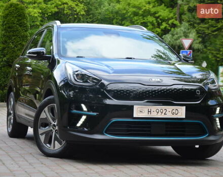 Черный Киа Niro, объемом двигателя 0 л и пробегом 76 тыс. км за 17550 $, фото 24 на Automoto.ua