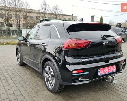 Черный Киа Niro, объемом двигателя 0 л и пробегом 139 тыс. км за 19800 $, фото 5 на Automoto.ua
