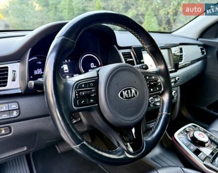 Киа Niro 2020 в Бердичеве на Automoto.ua Черный Киа Niro, объемом двигателя 0 л и пробегом 128 тыс. км за 16700 $, фото 49 на Automoto.ua