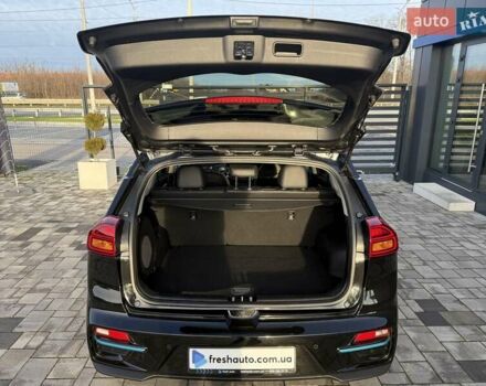 Черный Киа Niro, объемом двигателя 0 л и пробегом 105 тыс. км за 19900 $, фото 19 на Automoto.ua