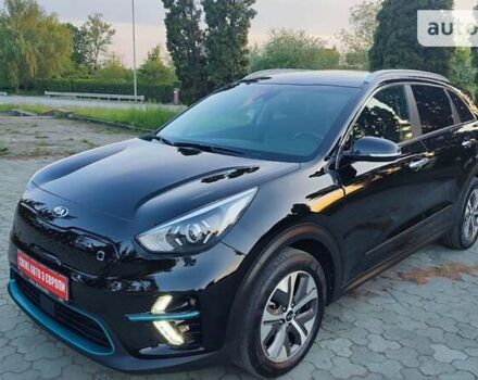 Чорний Кіа Niro, об'ємом двигуна 0 л та пробігом 83 тис. км за 19799 $, фото 28 на Automoto.ua