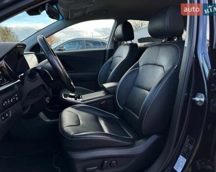 Киа Niro 2020 в Львове на Automoto.ua Черный Киа Niro, объемом двигателя 0 л и пробегом 68 тыс. км за 23200 $, фото 34 на Automoto.ua