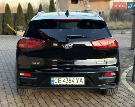 Чорний Кіа Niro, об'ємом двигуна 0 л та пробігом 69 тис. км за 21500 $, фото 6 на Automoto.ua