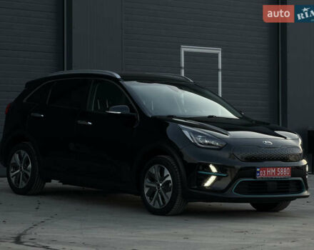 Черный Киа Niro, объемом двигателя 0 л и пробегом 142 тыс. км за 18900 $, фото 5 на Automoto.ua