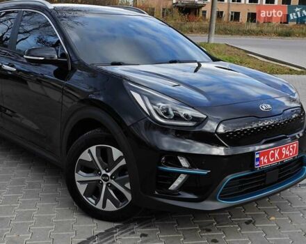 Чорний Кіа Niro, об'ємом двигуна 0 л та пробігом 115 тис. км за 20700 $, фото 9 на Automoto.ua
