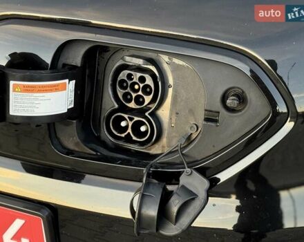 Черный Киа Niro, объемом двигателя 0 л и пробегом 110 тыс. км за 17999 $, фото 29 на Automoto.ua