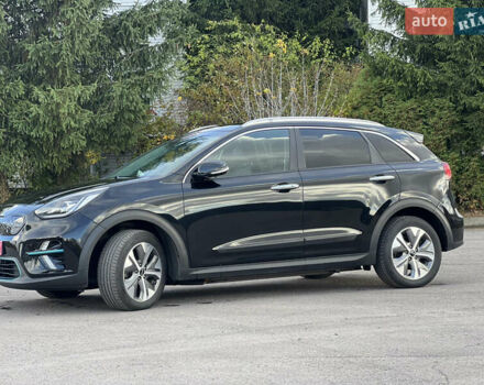 Киа Niro 2020 в Ровно на Automoto.ua Черный Киа Niro, объемом двигателя 0 л и пробегом 143 тыс. км за 18499 $, фото 4 на Automoto.ua
