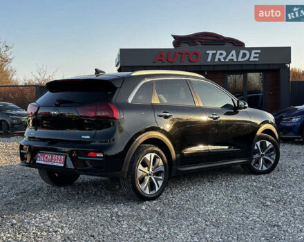 Черный Киа Niro, объемом двигателя 0 л и пробегом 112 тыс. км за 19999 $, фото 11 на Automoto.ua