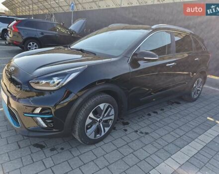 Чорний Кіа Niro, об'ємом двигуна 0 л та пробігом 46 тис. км за 17000 $, фото 16 на Automoto.ua