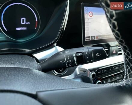 Киа Niro 2020 в Львове на Automoto.ua Черный Киа Niro, объемом двигателя 0 л и пробегом 115 тыс. км за 20300 $, фото 29 на Automoto.ua
