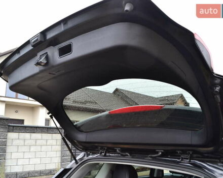 Чорний Кіа Niro, об'ємом двигуна 0 л та пробігом 169 тис. км за 18450 $, фото 73 на Automoto.ua