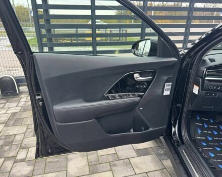 Черный Киа Niro, объемом двигателя 0 л и пробегом 112 тыс. км за 21900 $, фото 13 на Automoto.ua
