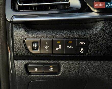 Черный Киа Niro, объемом двигателя 0 л и пробегом 110 тыс. км за 17999 $, фото 41 на Automoto.ua