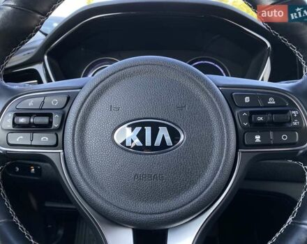 Черный Киа Niro, объемом двигателя 0 л и пробегом 83 тыс. км за 23200 $, фото 31 на Automoto.ua