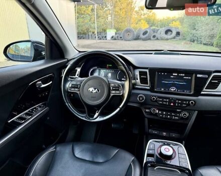 Киа Niro 2020 в Бердичеве на Automoto.ua Черный Киа Niro, объемом двигателя 0 л и пробегом 128 тыс. км за 16700 $, фото 88 на Automoto.ua