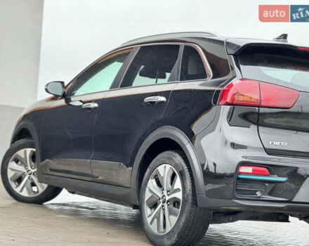 Черный Киа Niro, объемом двигателя 0 л и пробегом 93 тыс. км за 17999 $, фото 13 на Automoto.ua