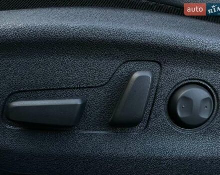 Чорний Кіа Niro, об'ємом двигуна 0 л та пробігом 68 тис. км за 24200 $, фото 2 на Automoto.ua