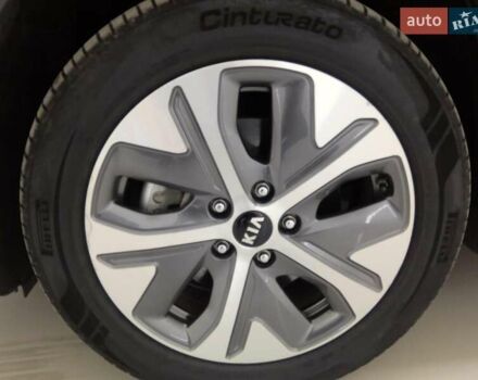 Черный Киа Niro, объемом двигателя 0 л и пробегом 122 тыс. км за 18900 $, фото 15 на Automoto.ua