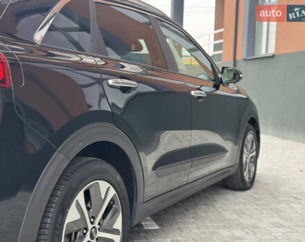 Черный Киа Niro, объемом двигателя 0 л и пробегом 132 тыс. км за 18699 $, фото 25 на Automoto.ua