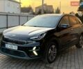 Чорний Кіа Niro, об'ємом двигуна 0 л та пробігом 69 тис. км за 21500 $, фото 42 на Automoto.ua