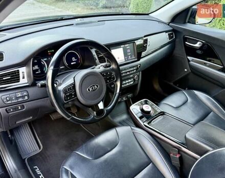 Киа Niro 2020 в Бердичеве на Automoto.ua Черный Киа Niro, объемом двигателя 0 л и пробегом 128 тыс. км за 16700 $, фото 46 на Automoto.ua