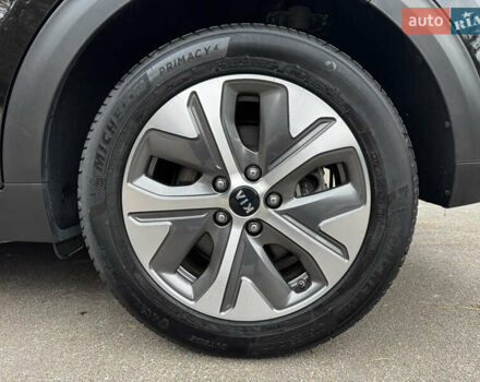 Черный Киа Niro, объемом двигателя 0 л и пробегом 78 тыс. км за 21700 $, фото 37 на Automoto.ua