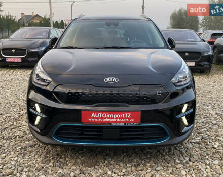Чорний Кіа Niro, об'ємом двигуна 0 л та пробігом 64 тис. км за 23700 $, фото 15 на Automoto.ua