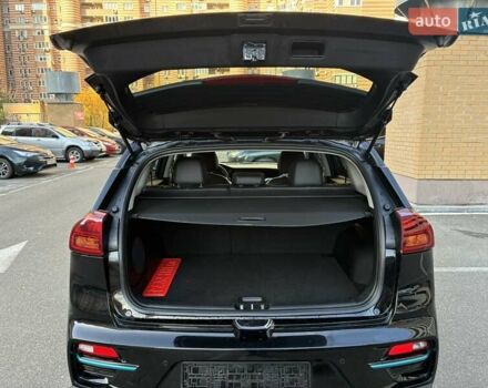 Черный Киа Niro, объемом двигателя 0 л и пробегом 105 тыс. км за 20500 $, фото 44 на Automoto.ua