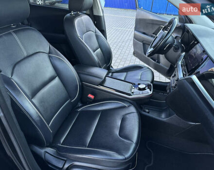 Чорний Кіа Niro, об'ємом двигуна 0 л та пробігом 144 тис. км за 19500 $, фото 60 на Automoto.ua