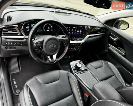 Черный Киа Niro, объемом двигателя 0 л и пробегом 78 тыс. км за 21700 $, фото 41 на Automoto.ua