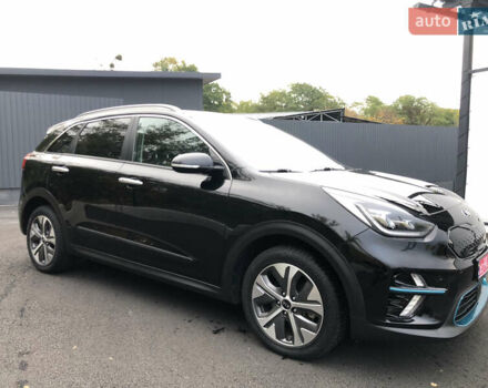Киа Niro 2020 в Киеве на Automoto.ua Черный Киа Niro, объемом двигателя 0 л и пробегом 67 тыс. км за 21999 $, фото 10 на Automoto.ua