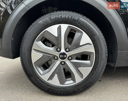 Черный Киа Niro, объемом двигателя 0 л и пробегом 78 тыс. км за 21700 $, фото 38 на Automoto.ua