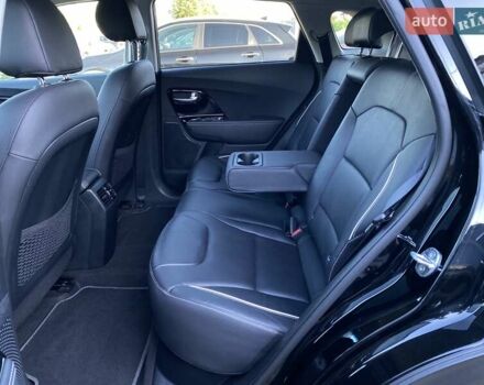 Черный Киа Niro, объемом двигателя 0 л и пробегом 93 тыс. км за 22700 $, фото 49 на Automoto.ua