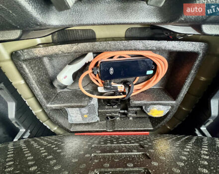 Черный Киа Niro, объемом двигателя 0 л и пробегом 128 тыс. км за 19600 $, фото 18 на Automoto.ua