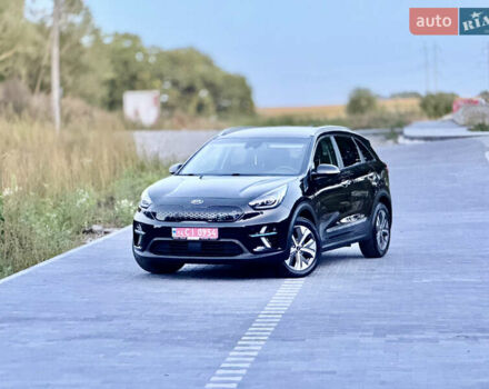Черный Киа Niro, объемом двигателя 0 л и пробегом 165 тыс. км за 16999 $, фото 15 на Automoto.ua