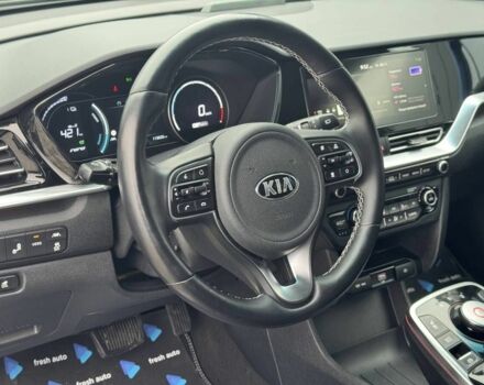 Черный Киа Niro, объемом двигателя 0 л и пробегом 112 тыс. км за 21900 $, фото 17 на Automoto.ua