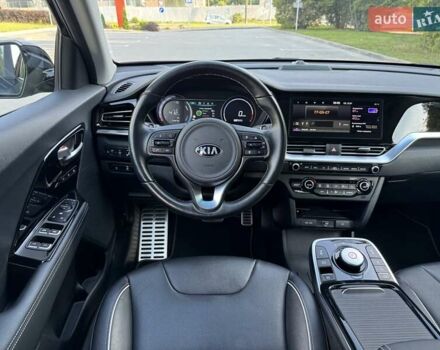 Черный Киа Niro, объемом двигателя 0 л и пробегом 98 тыс. км за 20999 $, фото 33 на Automoto.ua