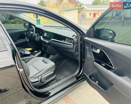 Киа Niro 2020 в Первомайск на Automoto.ua Черный Киа Niro, объемом двигателя 0 л и пробегом 121 тыс. км за 18800 $, фото 12 на Automoto.ua