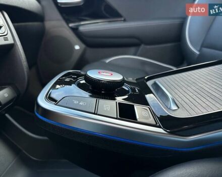 Чорний Кіа Niro, об'ємом двигуна 0 л та пробігом 68 тис. км за 24200 $, фото 14 на Automoto.ua