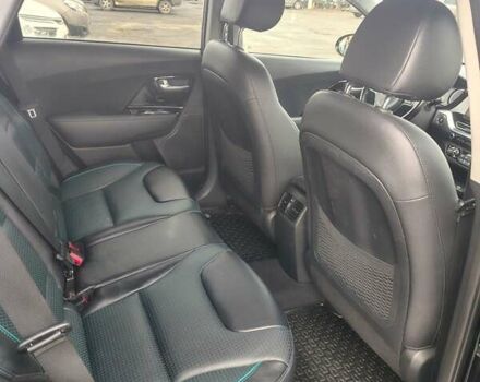 Чорний Кіа Niro, об'ємом двигуна 0 л та пробігом 146 тис. км за 18900 $, фото 21 на Automoto.ua